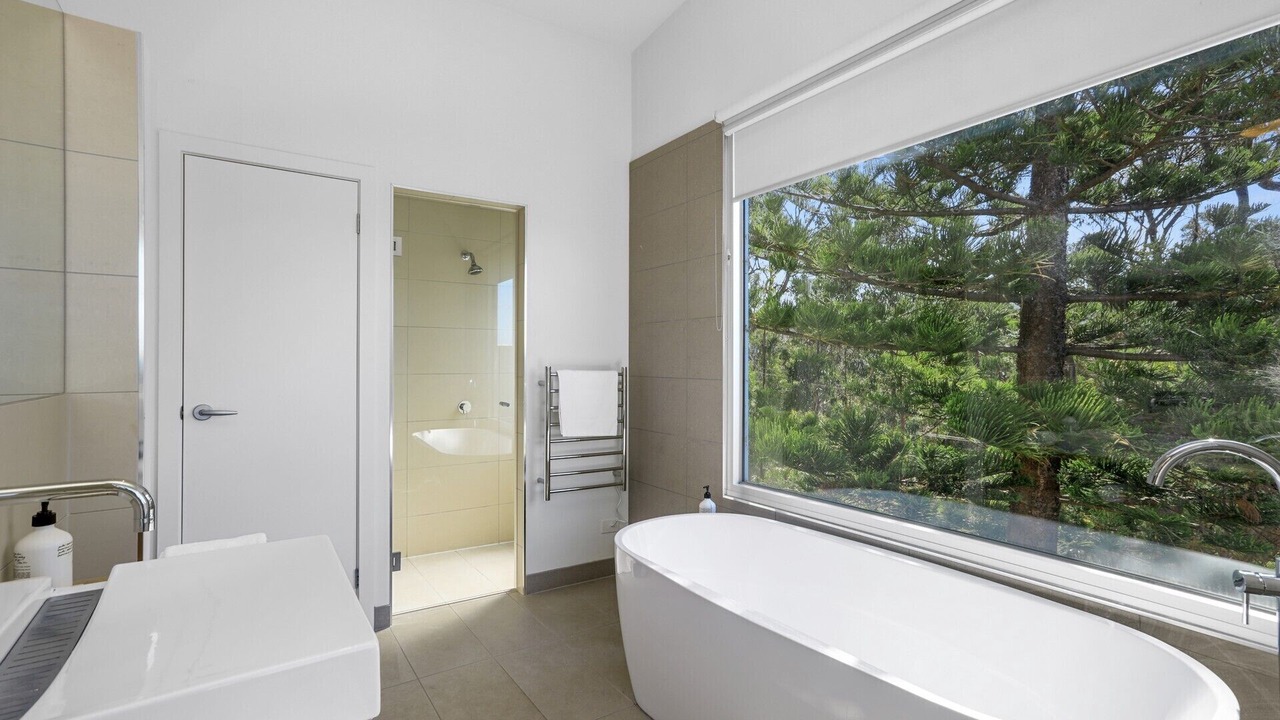 Photo of Bathroom in Wye River