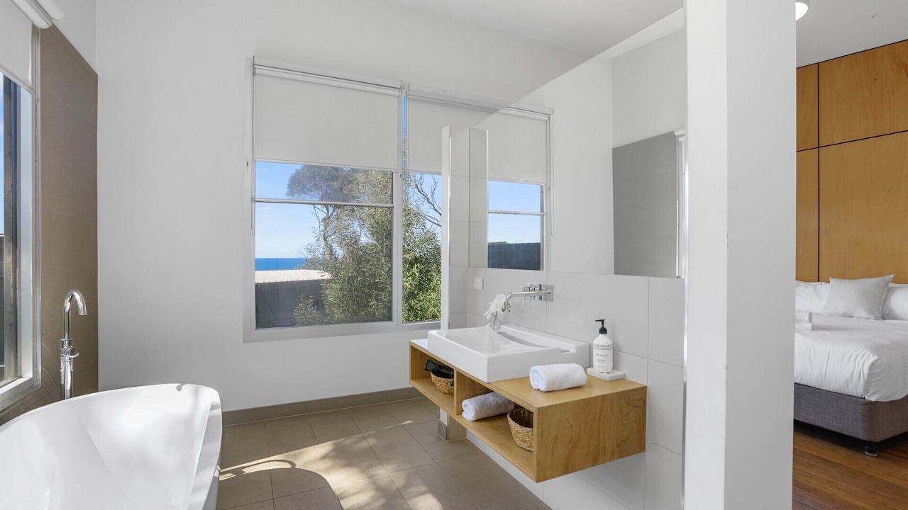 Photo of Bathroom in Wye River
