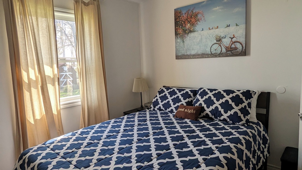 Photo of Bedroom in Leamington