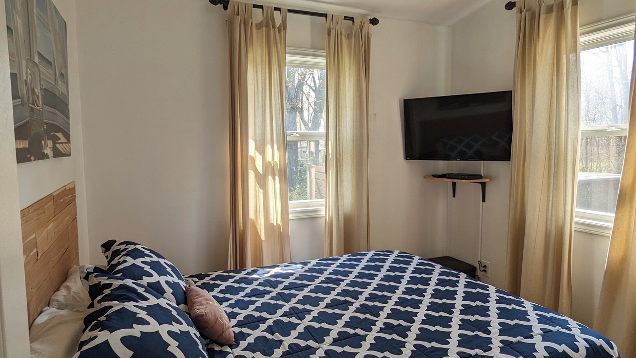Photo of Bedroom in Leamington
