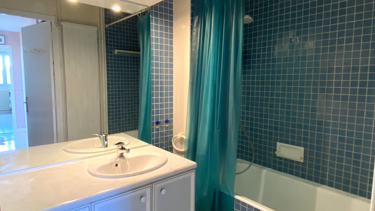 Photo of Bathroom in Chateau-d'Olonne
