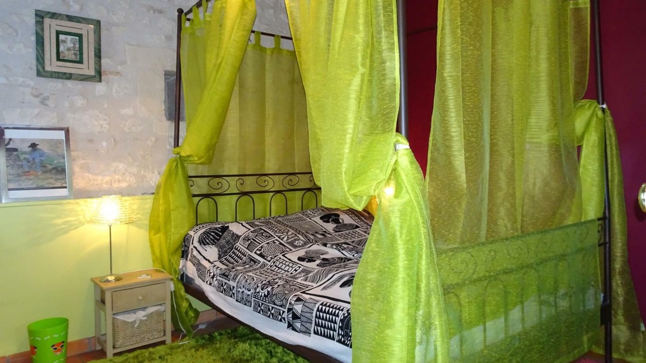 Photo of Bedroom in Civray-sur-Esves