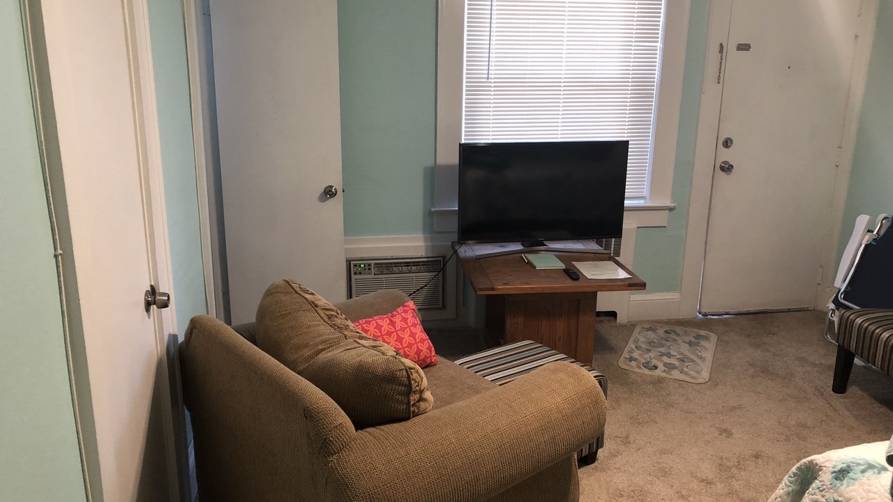 Photo of Livingroom in Willoughby Spit