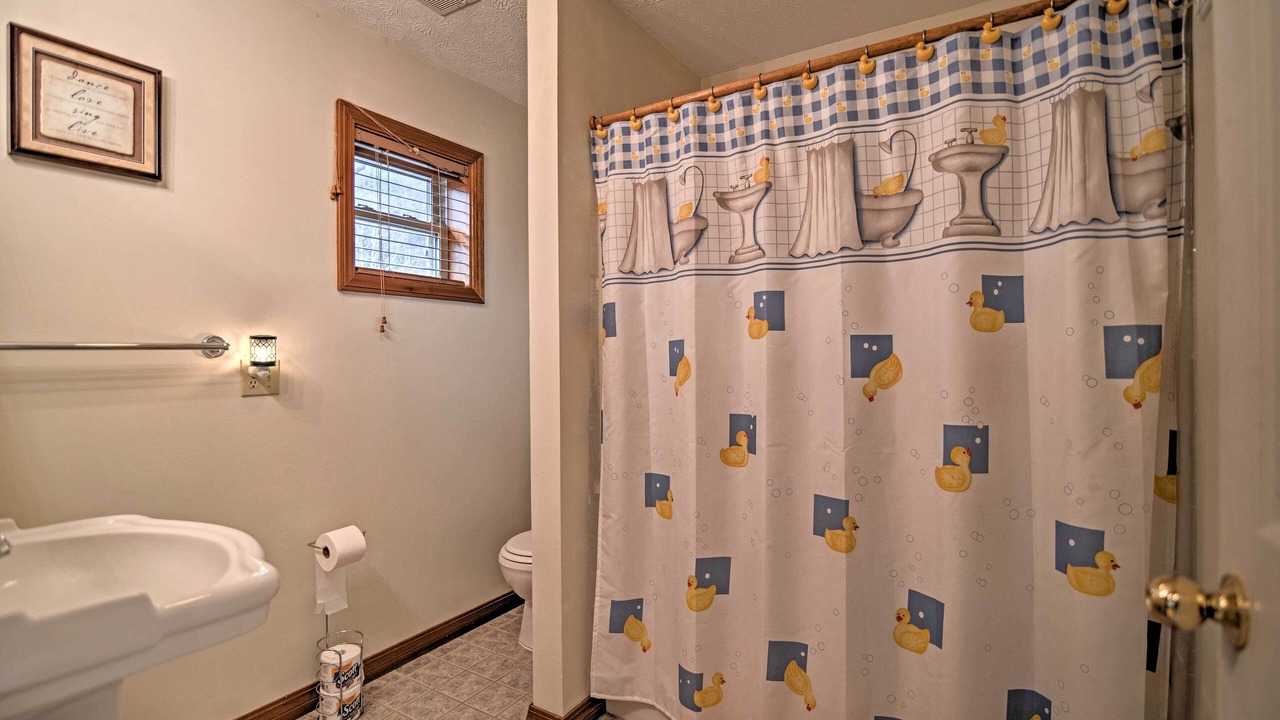 Photo of Bathroom in Leadsville