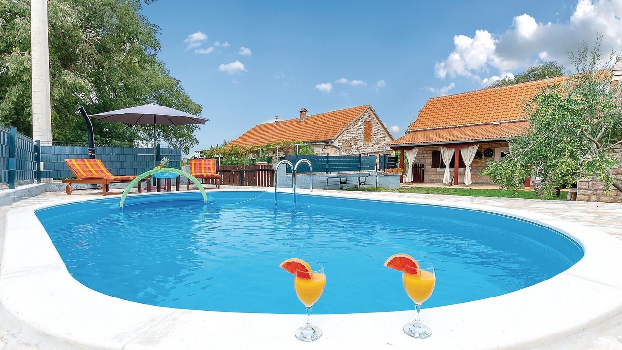 Photo of Outdoor in Puljane