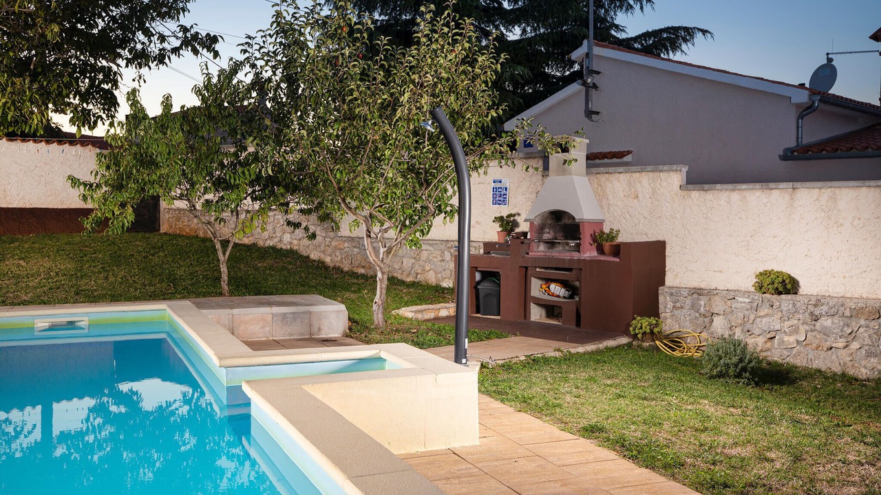 Photo of Outdoor in Divsici