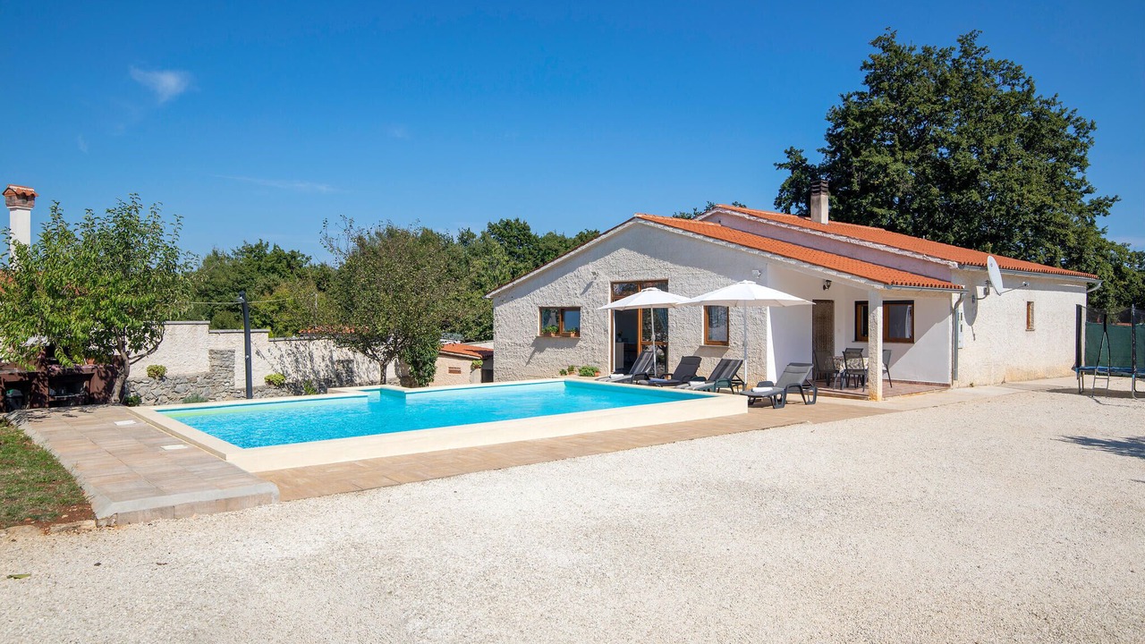 Photo of Outdoor in Divsici