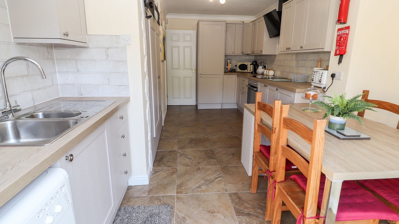 Photo of Kitchen in Dyserth