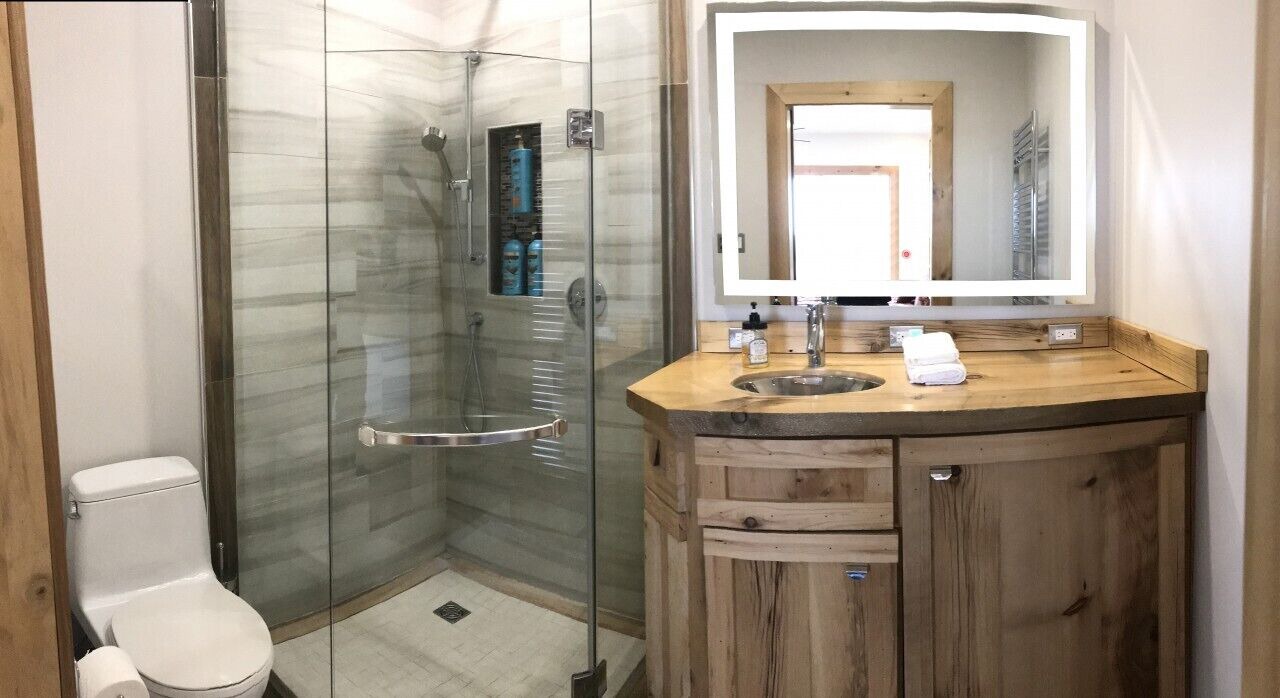 Photo of Bathroom in Bradford West Gwillimbury