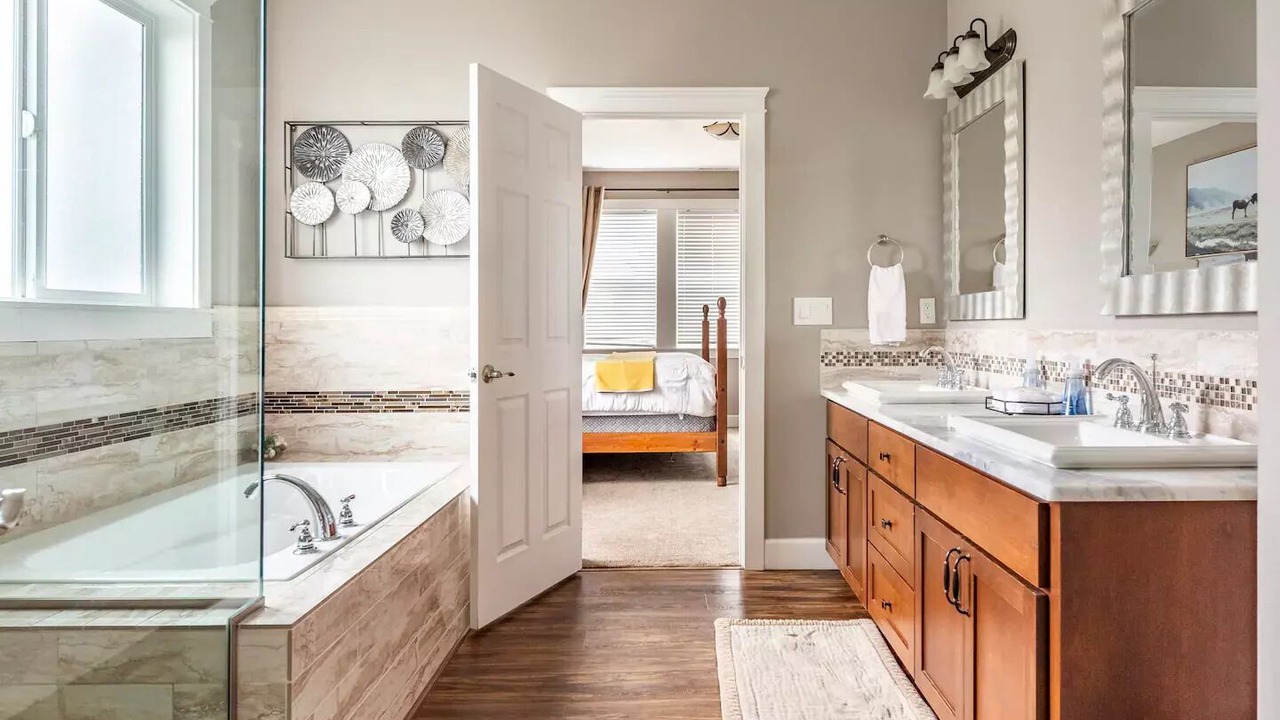 Photo of Bathroom in Hillsboro