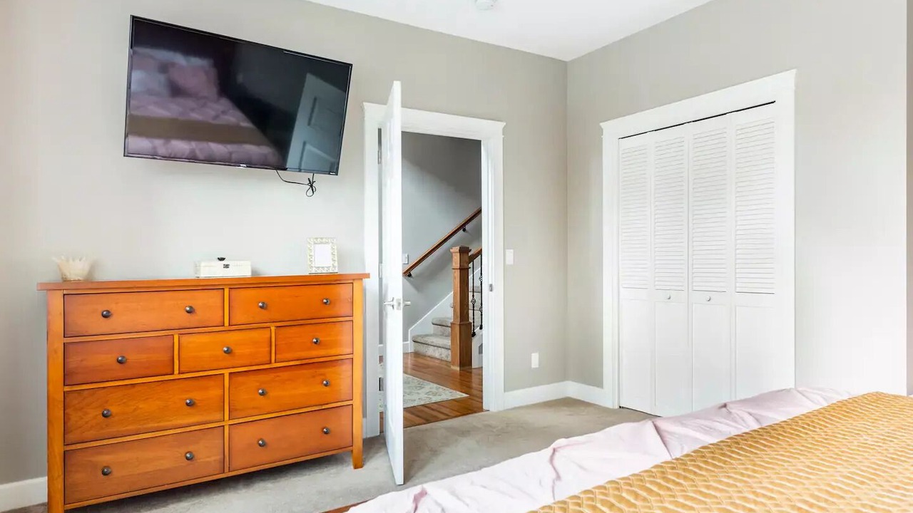 Photo of Bedroom in Hillsboro