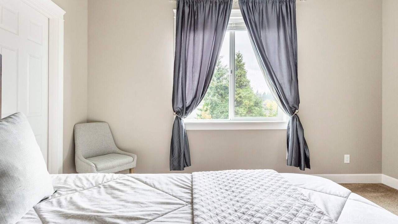 Photo of Bedroom in Hillsboro