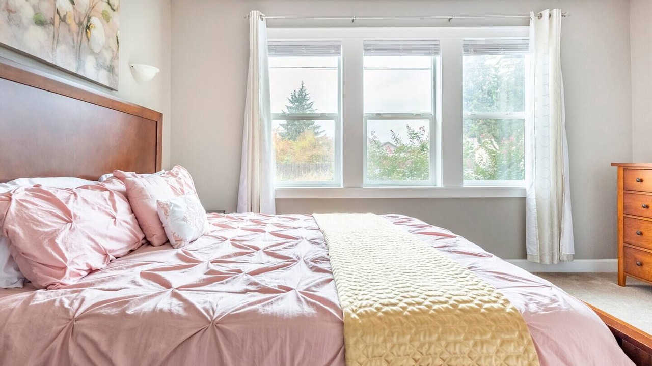 Photo of Bedroom in Hillsboro