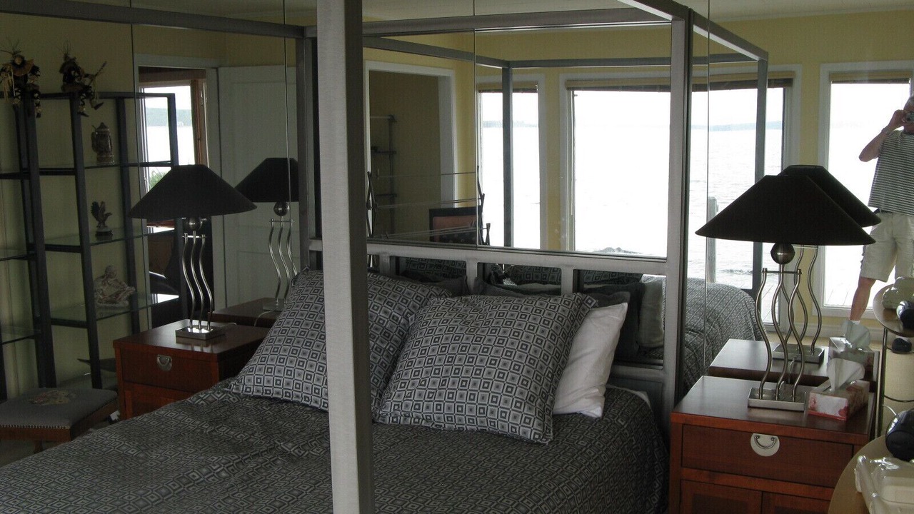 Photo of Bedroom in Summerville Centre