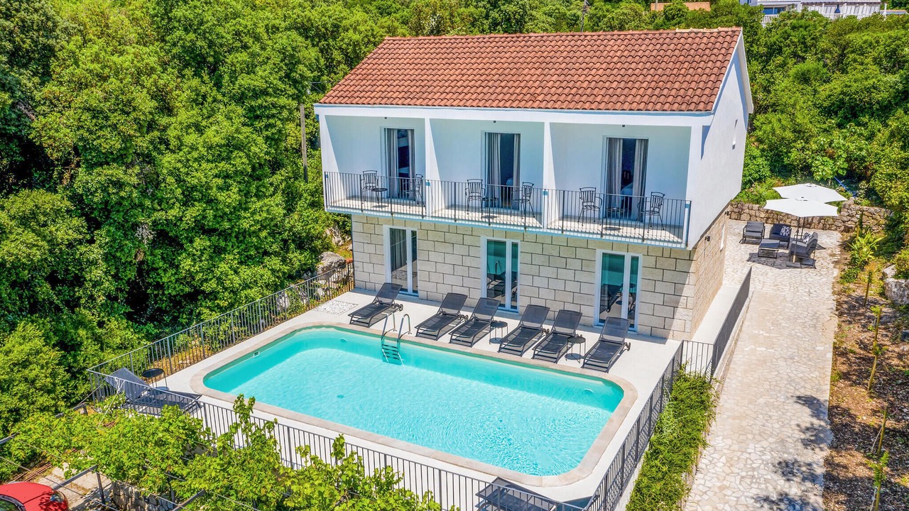 Photo of Outdoor in Molunat