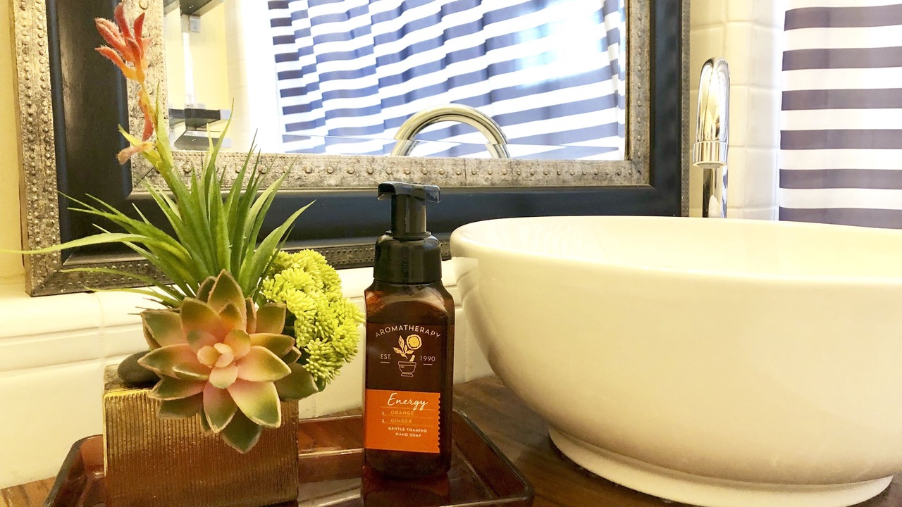Photo of Bathroom in Altadena