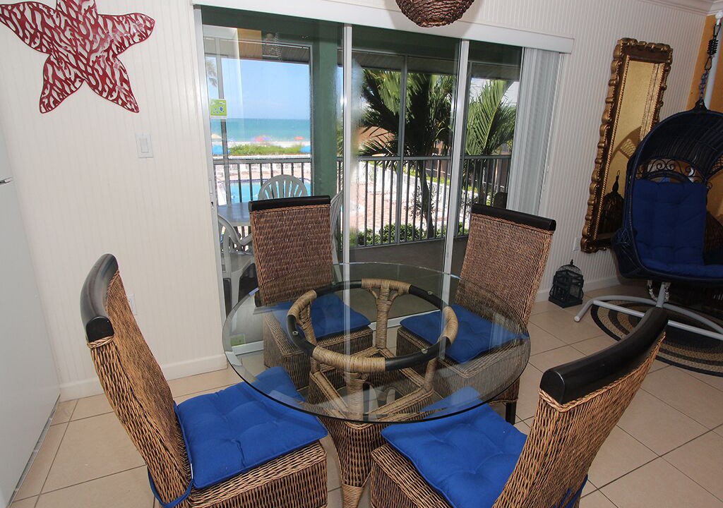 Photo of Livingroom in Whitney Beach