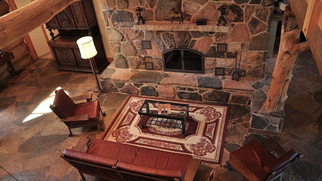 Photo of Livingroom in Irondale