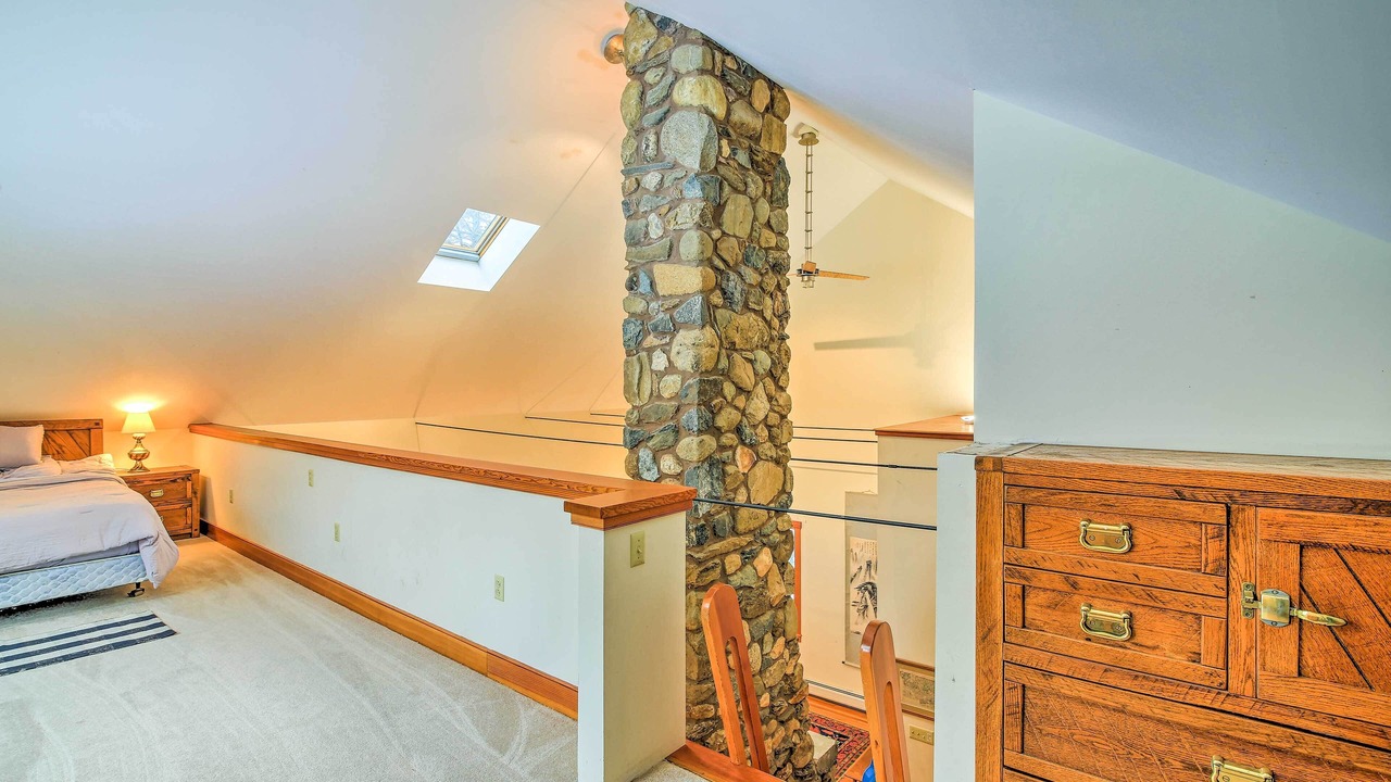 Photo of Bedroom in Shelburne