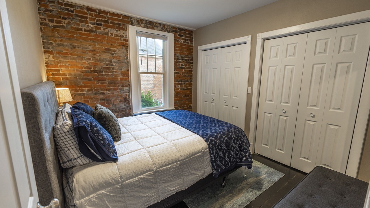 Photo of Bedroom in Dubuque