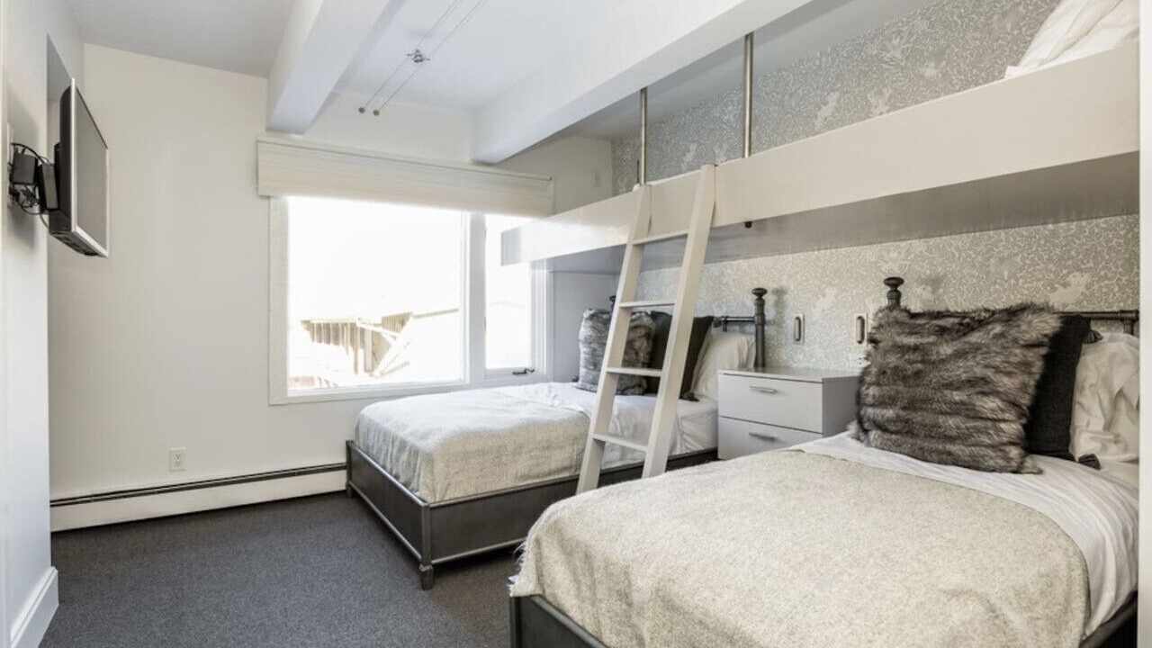 Photo of Bedroom in Aspen
