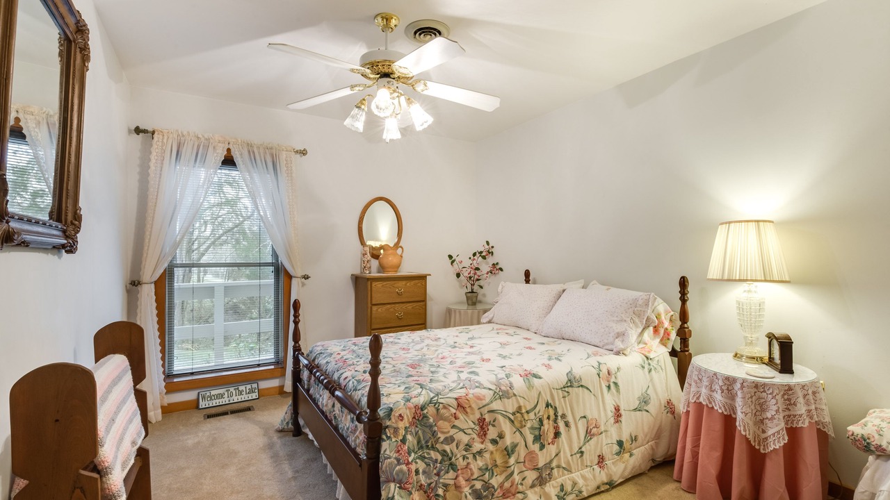 Photo of Bedroom in Spring City