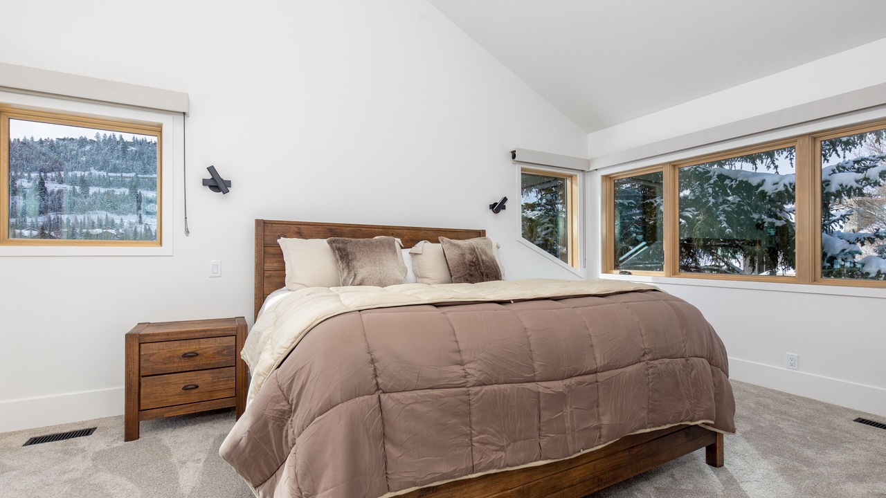 Photo of Bedroom in Deer Valley