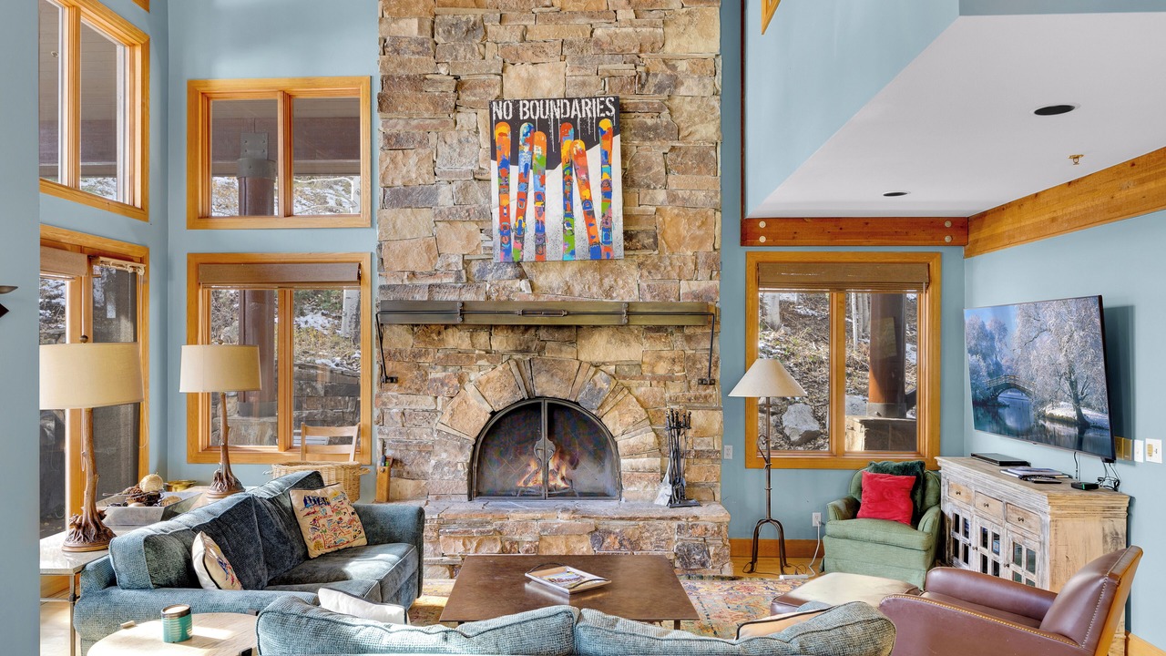 Photo of Livingroom in Deer Valley