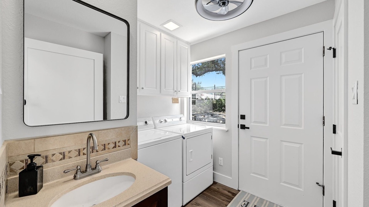 Photo of Bedroom in Sunrise Beach Village