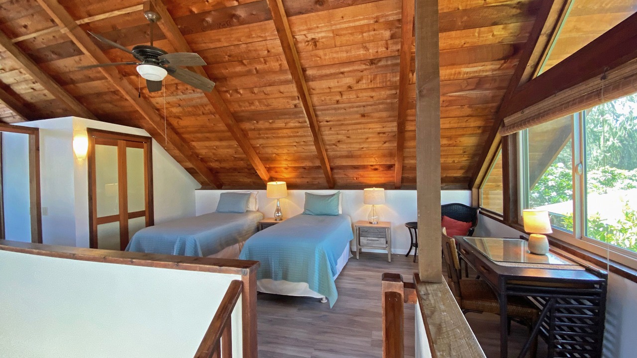 Photo of Others in Kawela Bay