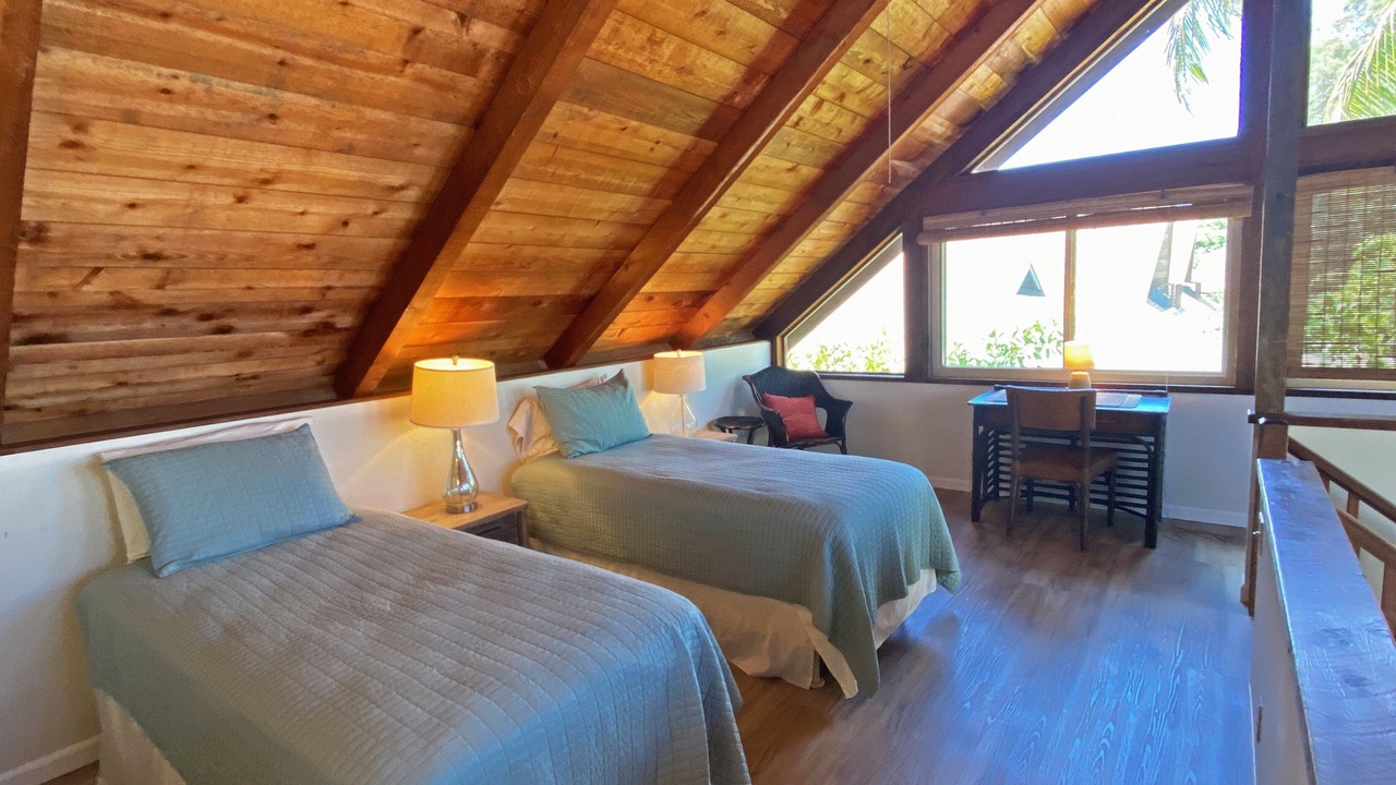 Photo of Others in Kawela Bay