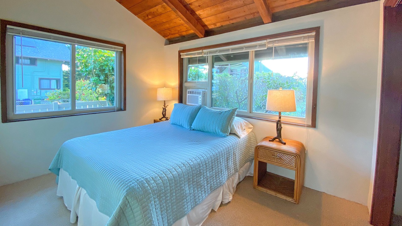 Photo of Others in Kawela Bay