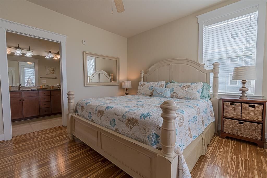 Photo of Bedroom in Red Fish Cove