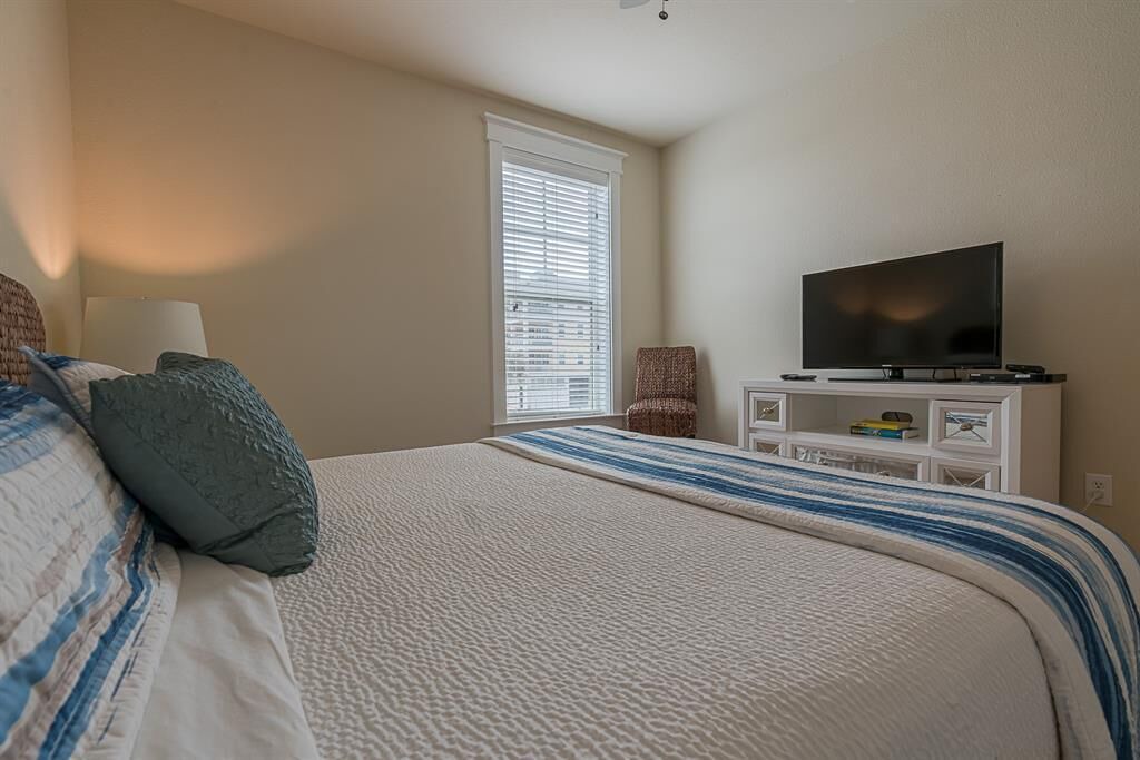 Photo of Bedroom in Red Fish Cove