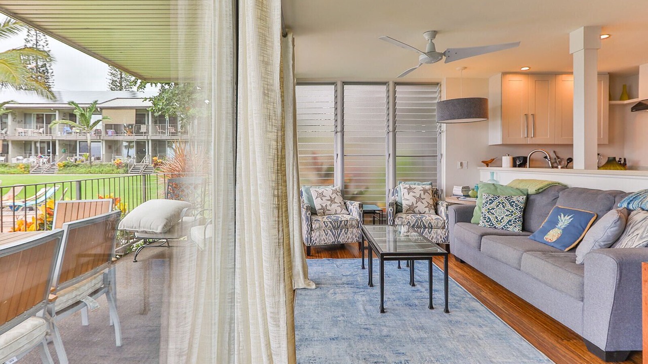 Photo of Livingroom in Napili