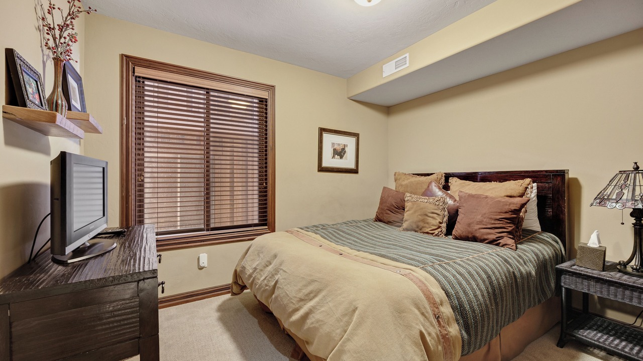 Photo of Bedroom in Deer Valley