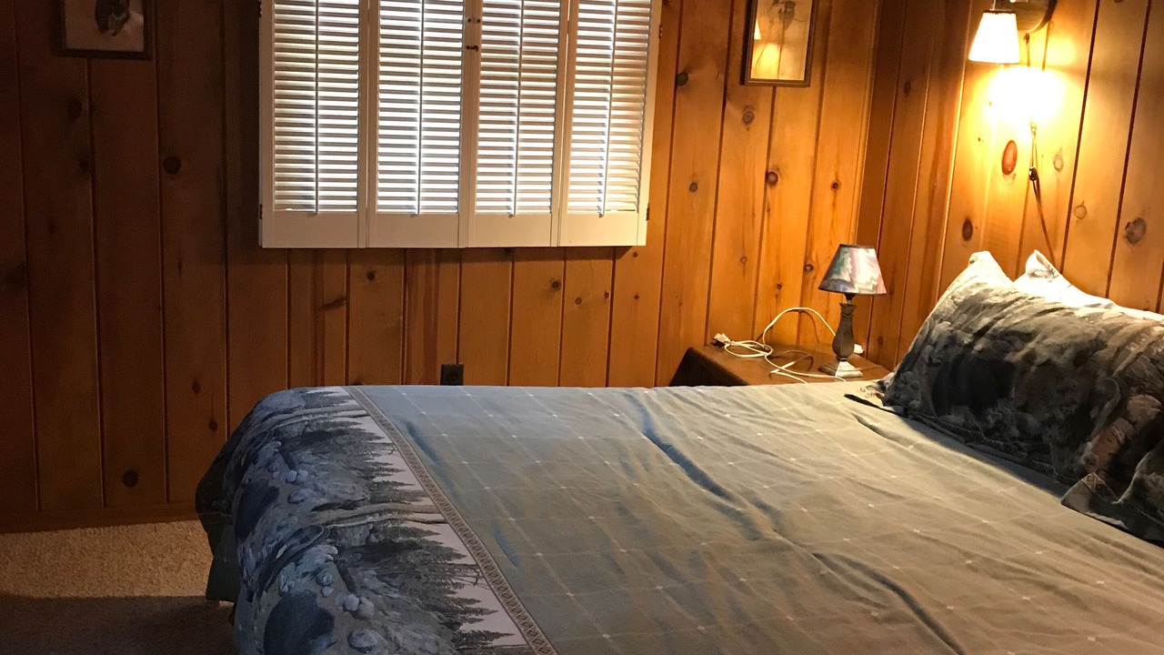 Photo of Bedroom in Irons