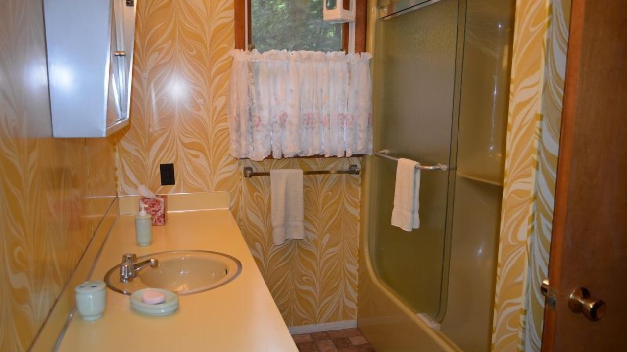 Photo of Bathroom in Irons