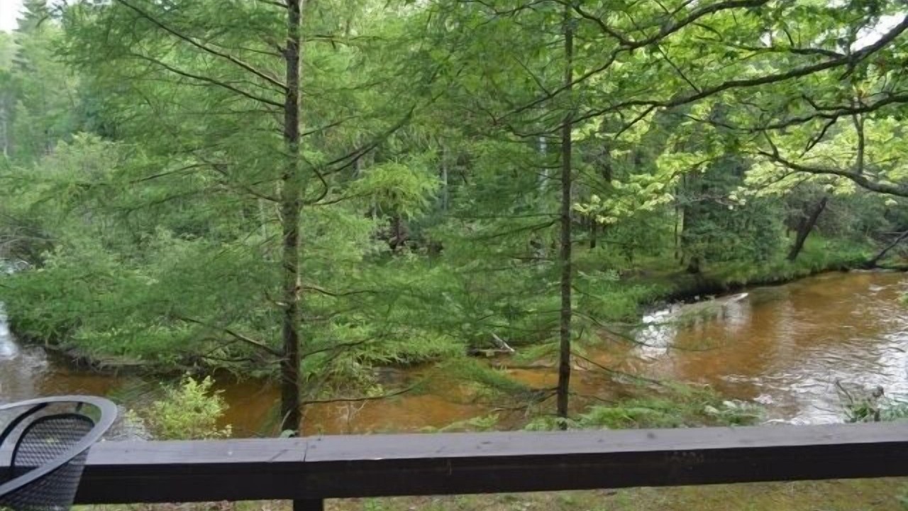 Photo of Outdoor in Irons