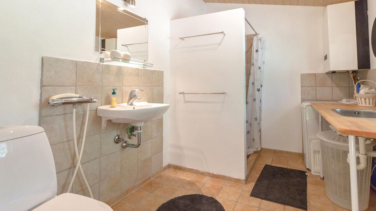 Photo of Bathroom in Hoensinge