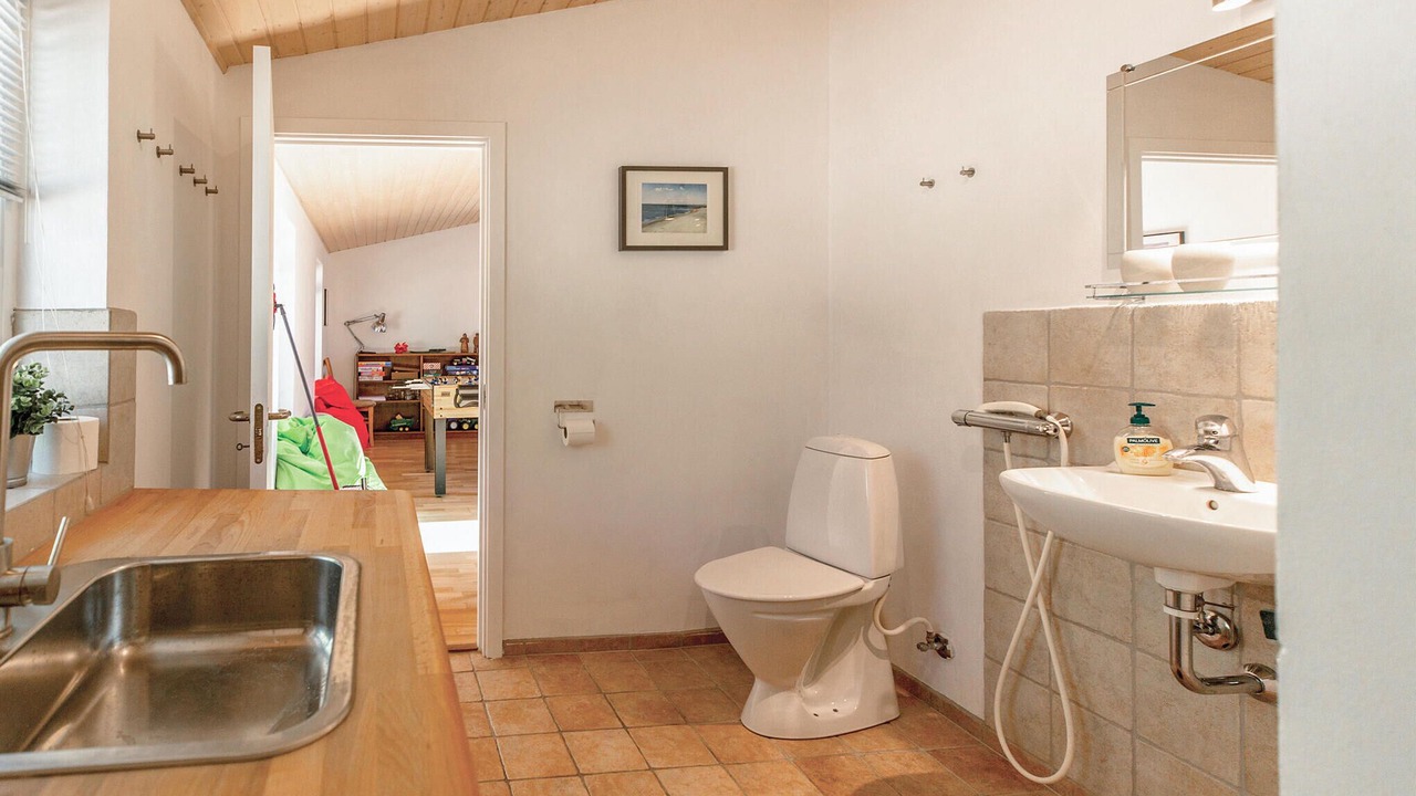 Photo of Bathroom in Hoensinge
