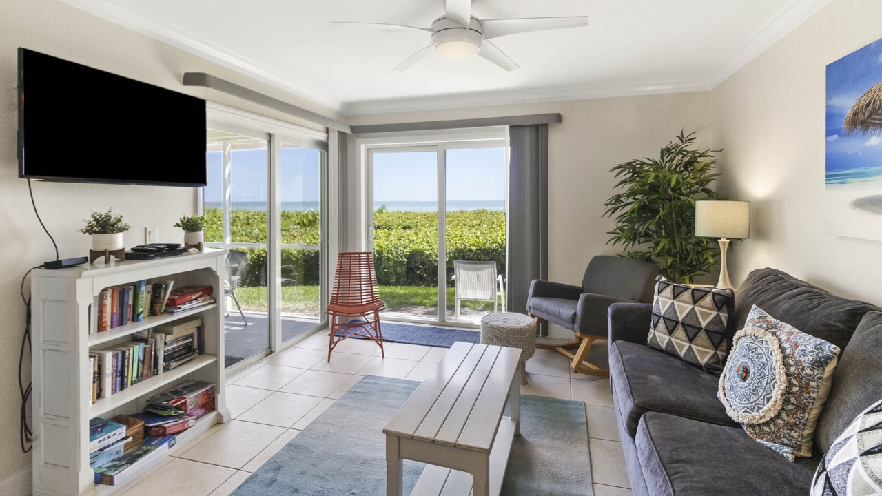 Photo of Livingroom in Whitney Beach