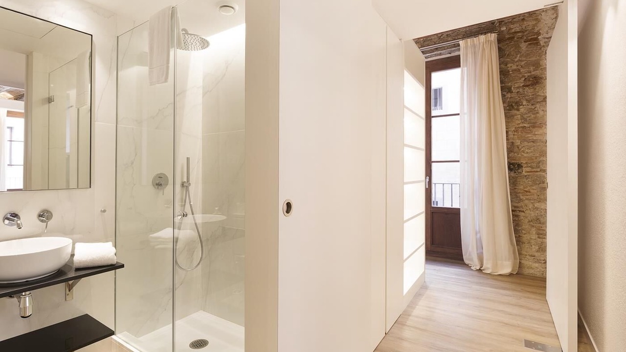 Photo of Bathroom in El Born
