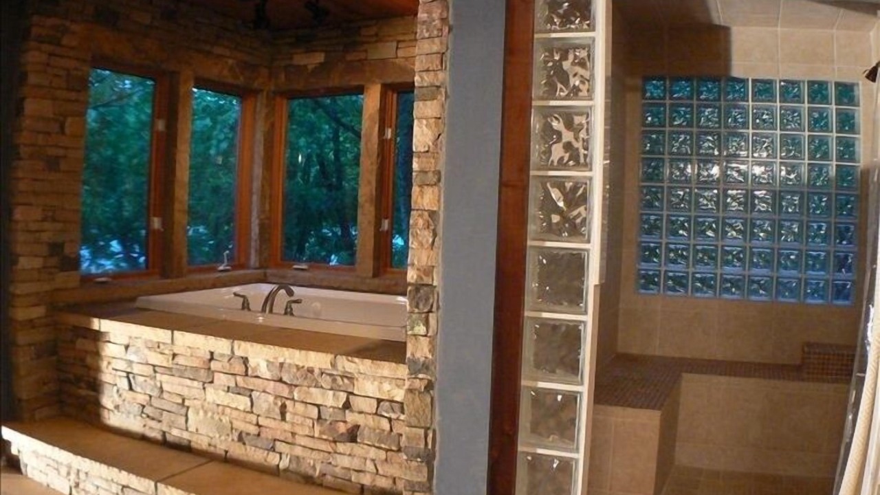 Photo of Bathroom in Topton