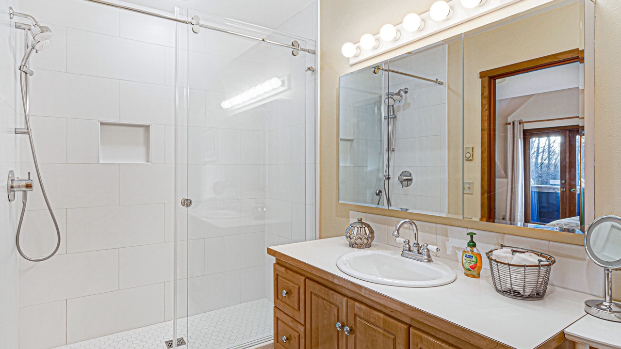 Photo of Bathroom in Friday Harbor