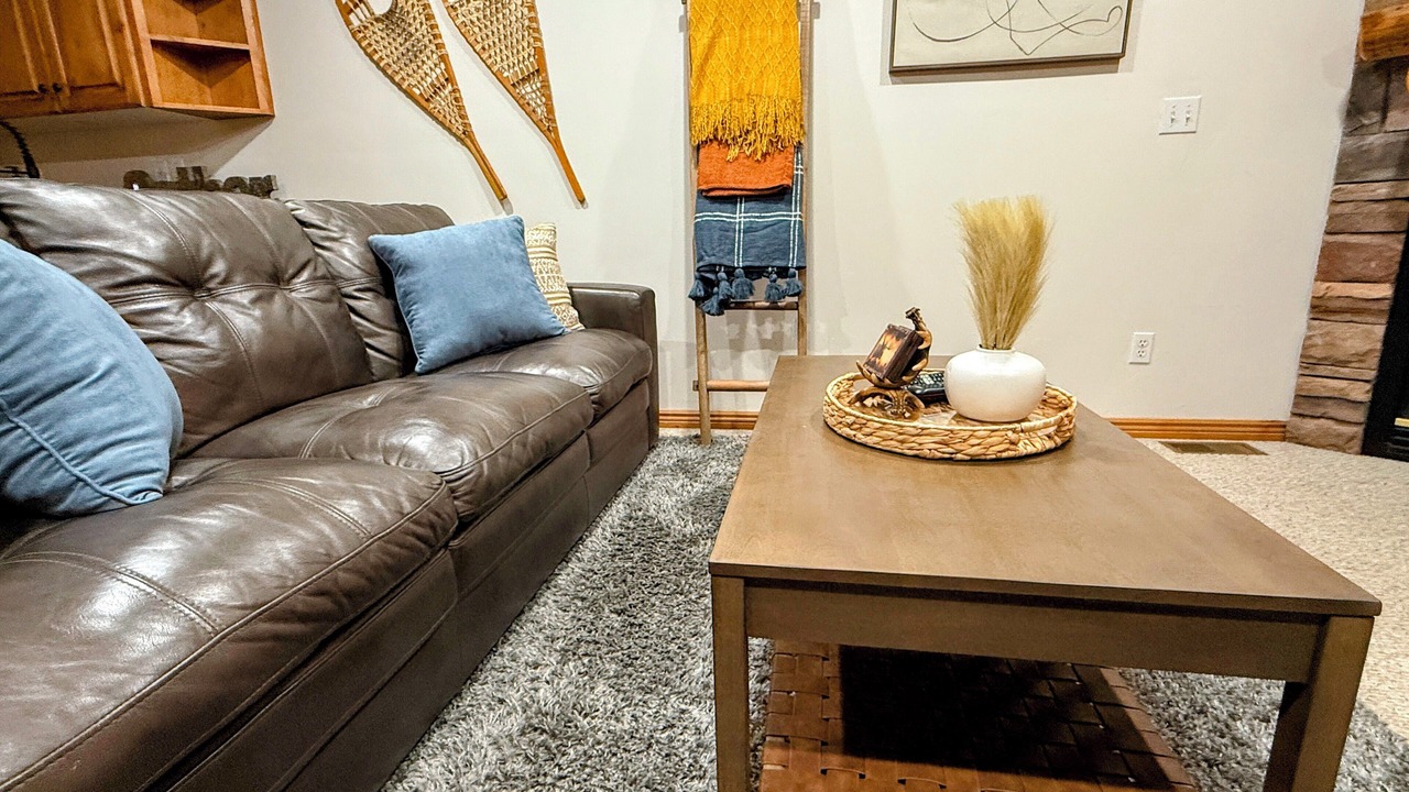 Photo of Livingroom in Eden