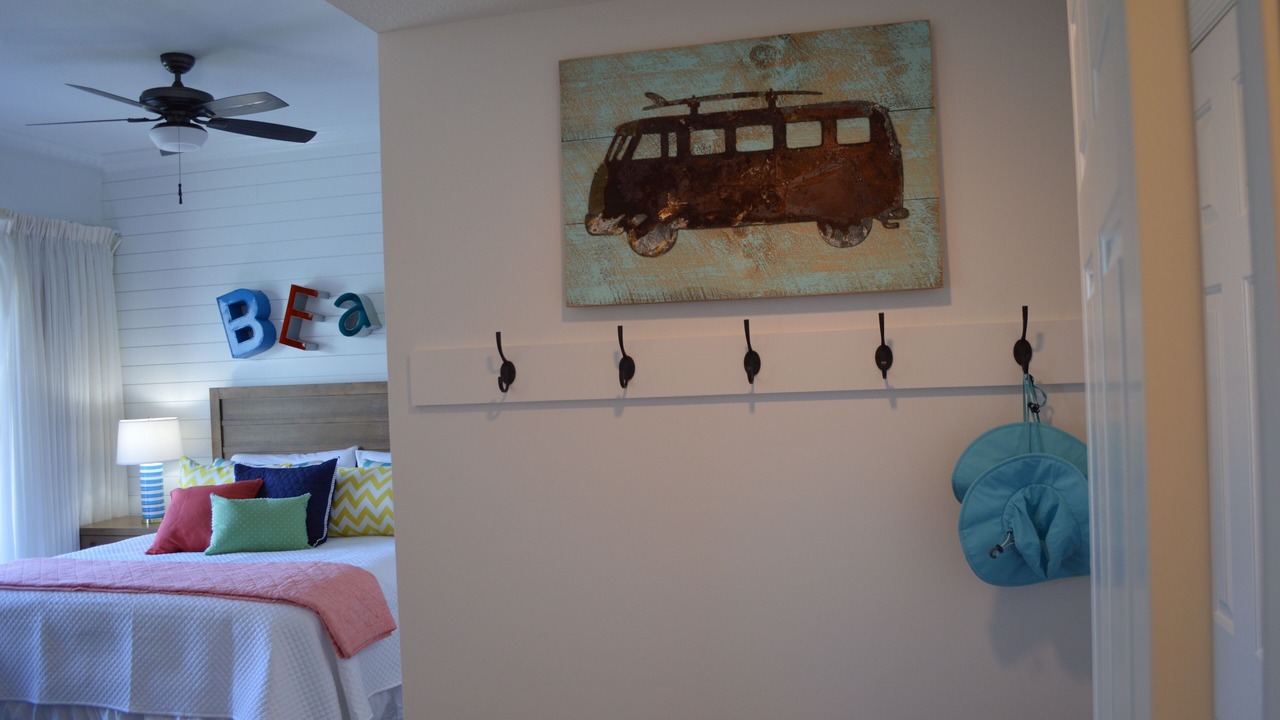 Photo of Others in Thomas Drive