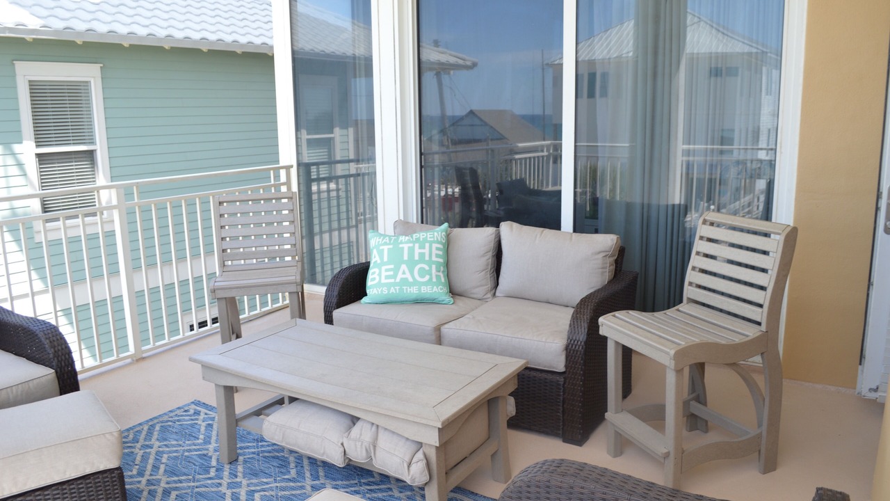 Photo of Patio Balcony in Thomas Drive