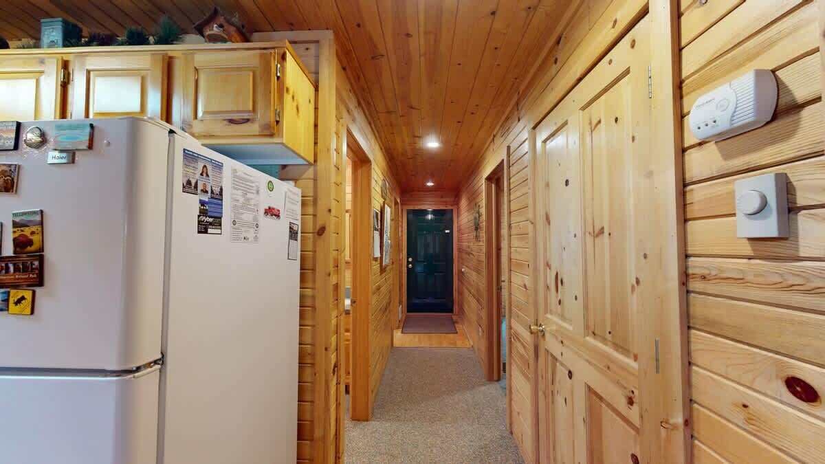 Photo of Bathroom in Island Park