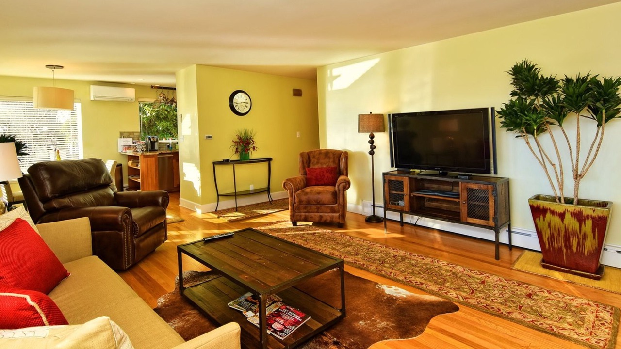 Photo of Bedroom in Lower Queen Anne